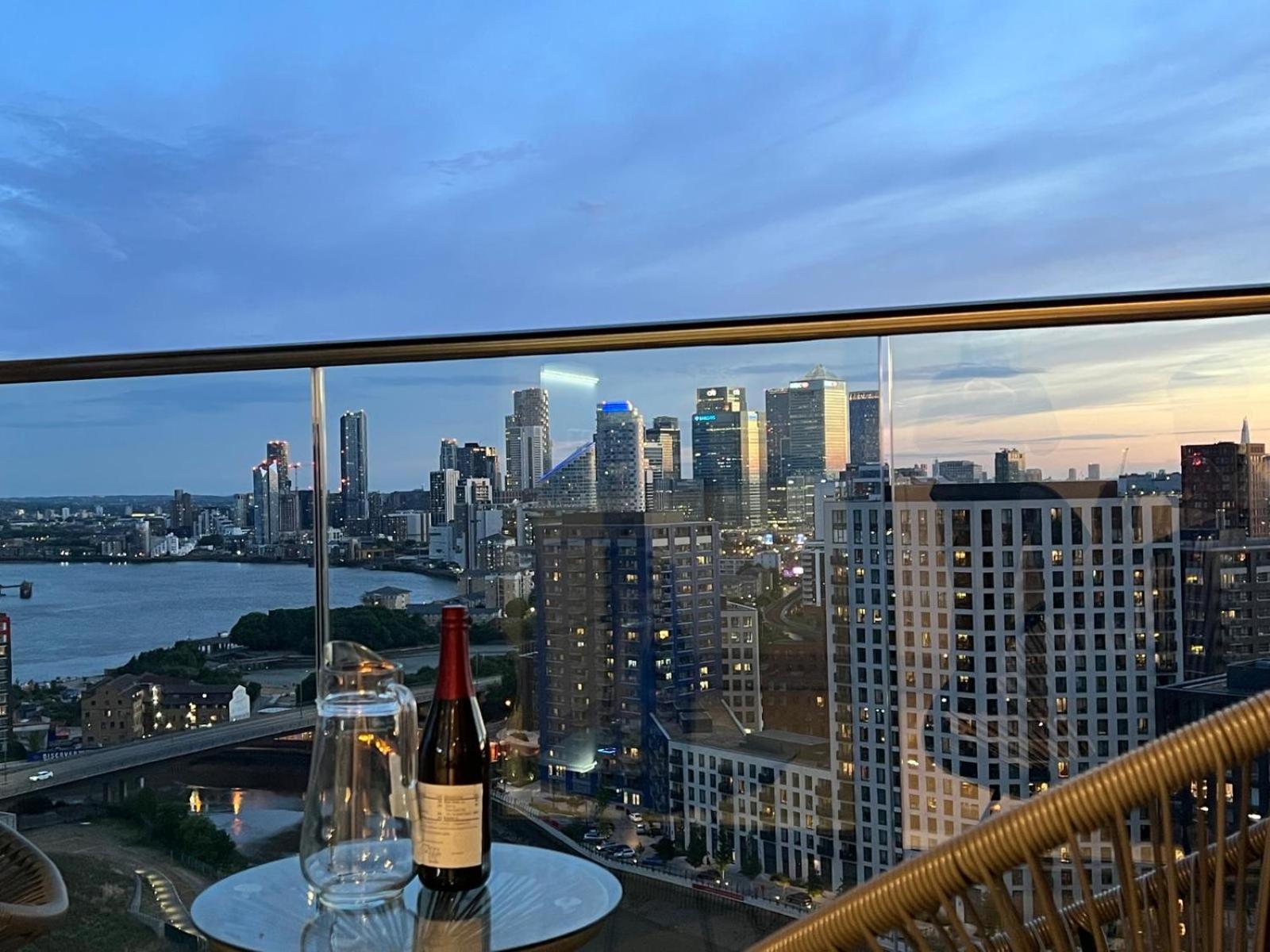Апартаменти Ac Luxe Penthouse With Free Parking Лондон Екстер'єр фото