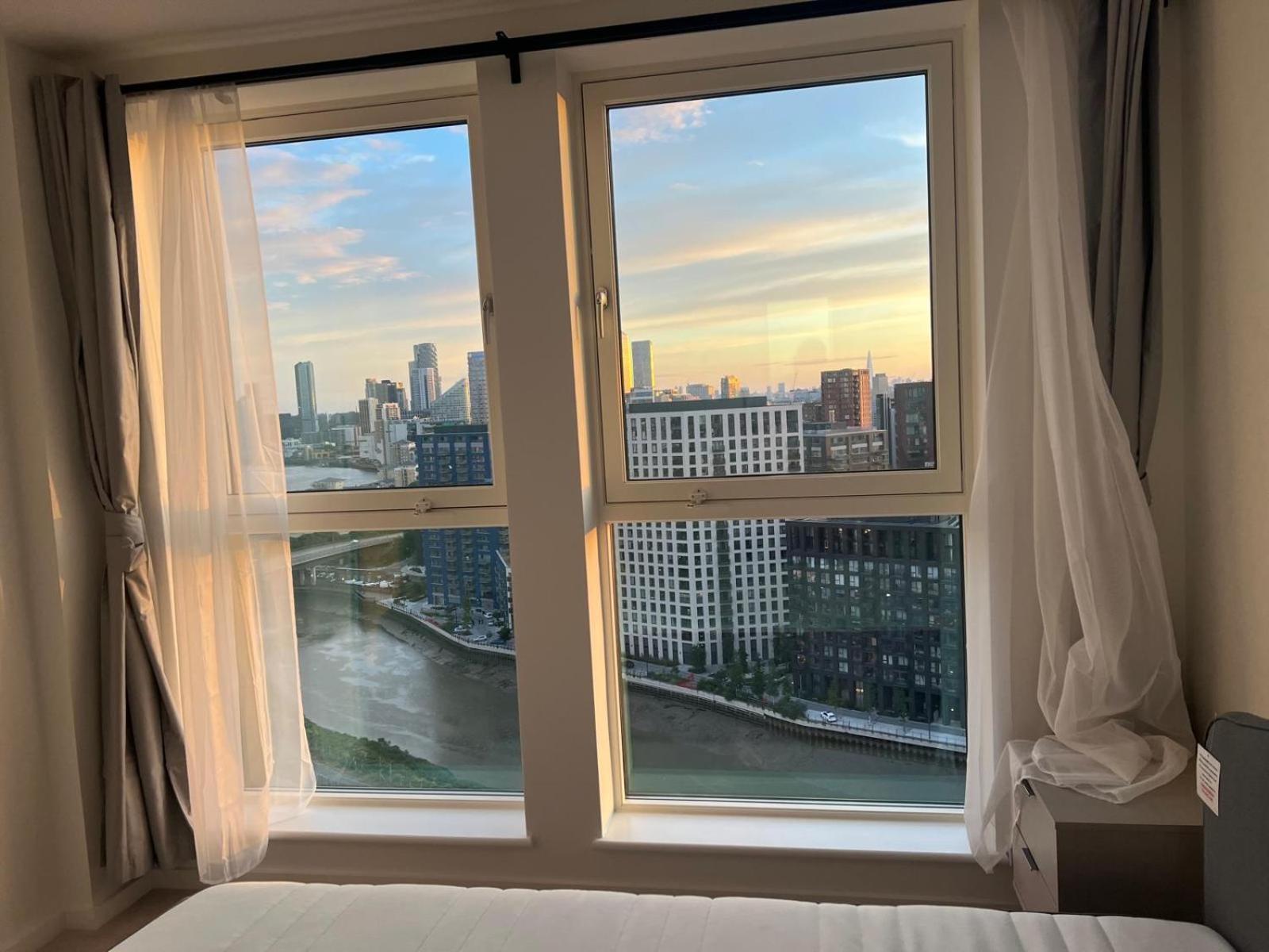 Апартаменти Ac Luxe Penthouse With Free Parking Лондон Екстер'єр фото